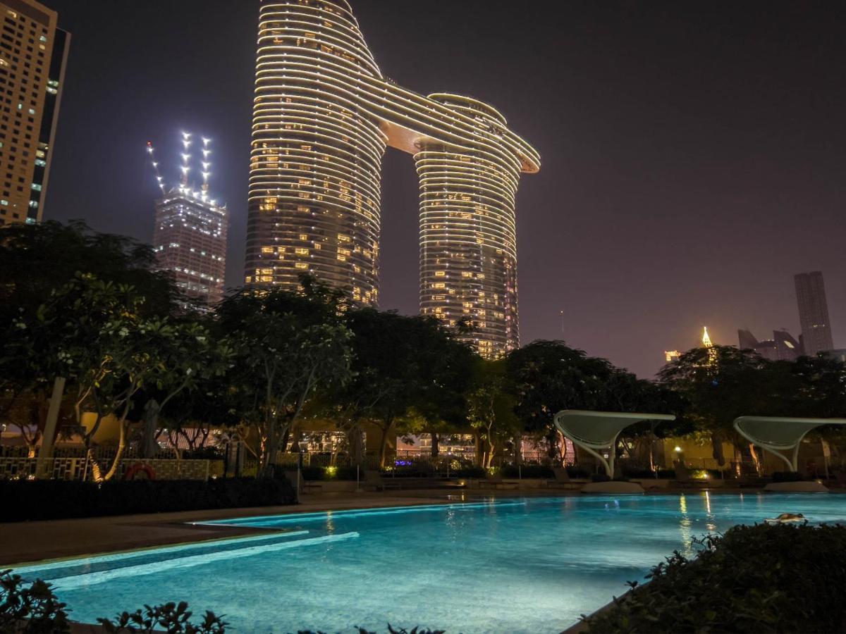Cosmos Living Downtown Dubai Apartment Exterior foto