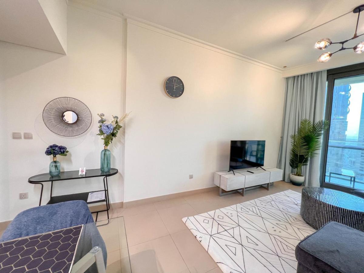Cosmos Living Downtown Dubai Apartment Exterior foto